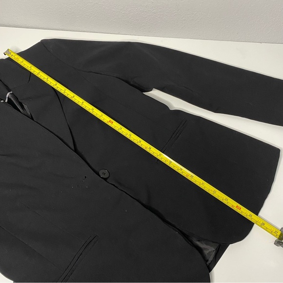 Liz Claiborne | Women’s black Blazer/ Suit Jacket Size 4 - Picture 8 of 11